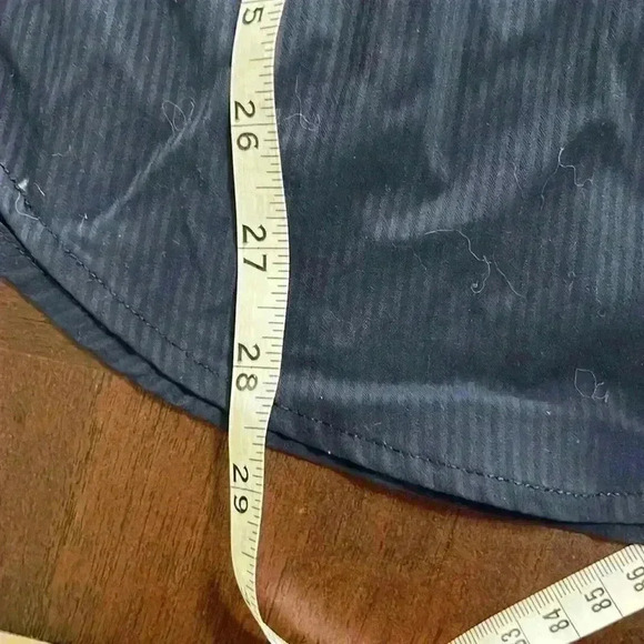 Lululemon Venture Classic-Fit Long-Sleeve Shirt - Picture 11 of 11